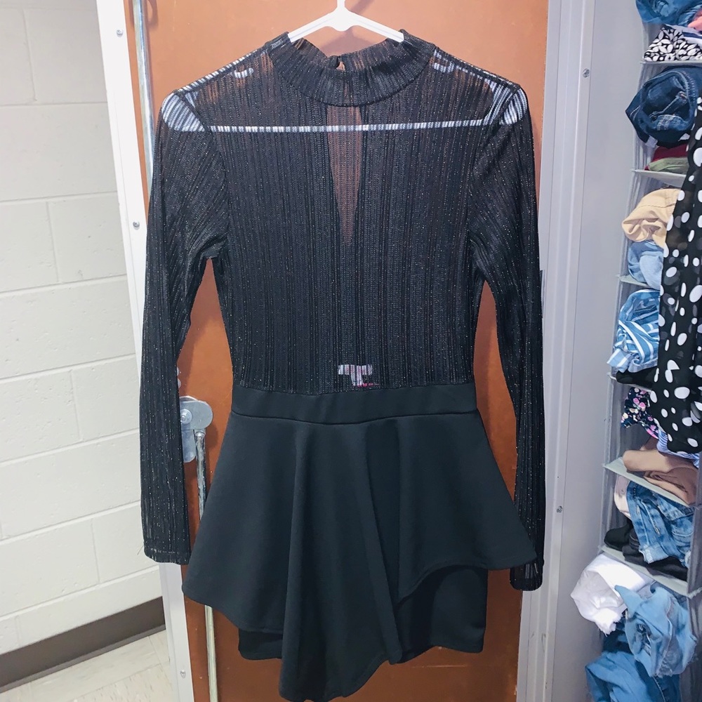 Black with gold see through short set✨